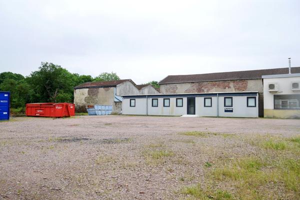 BATIMENT 250 M2 SUR 49,99 ARES DE TERRAIN DONT 29 ARES CONSTRUCTIBLES 259 000 €