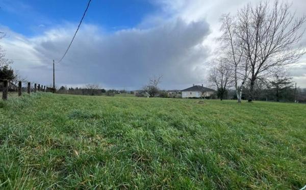 Terrain à vendre |  Thiviers |  5264 m²