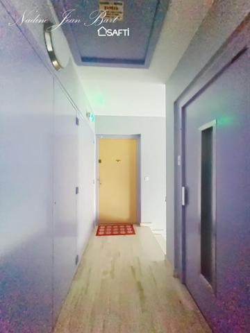 T4 lumineux, dernier étage, vue dégagée