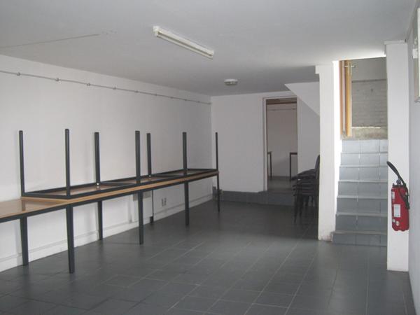 A LOUER LOCAUX QUARTIER FBG D'ISLE SAINT QUENTIN 02100