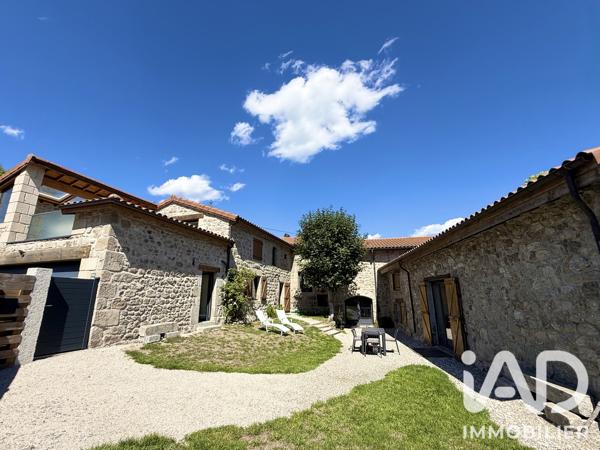 Maison à vendre 7 pièces 330 m² Marlhes