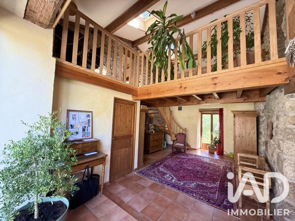 Maison à vendre 7 pièces 330 m² Marlhes