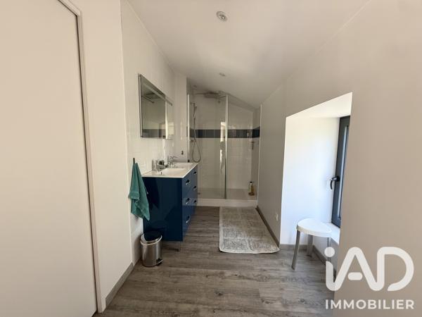 Maison à vendre 7 pièces 330 m² Marlhes