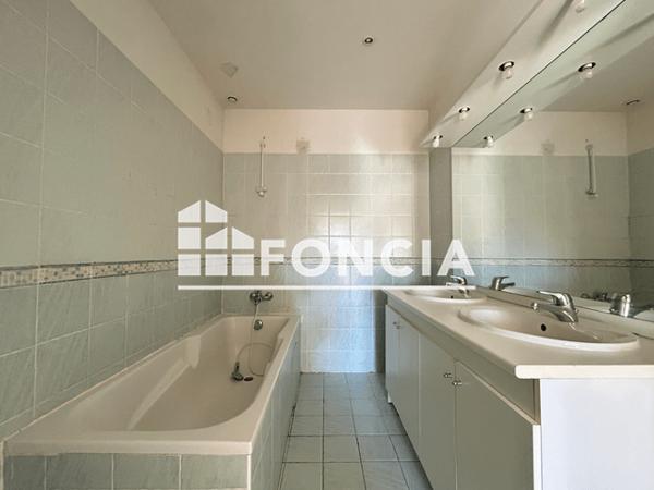 Location Maison 5 pièces 114.27 m² - 11 BIS RUE PAUL GAUGUIN Uzes 30700