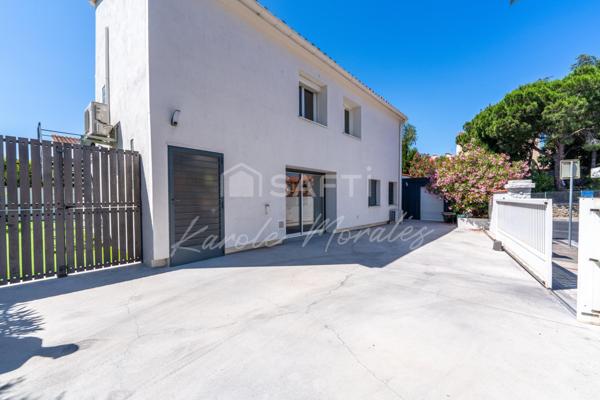 ST CYPRIEN, BELLE VILLA T7, 4 FACES, AVEC JARDIN ARBORE, PISCINE ET STATIONNEMENTS