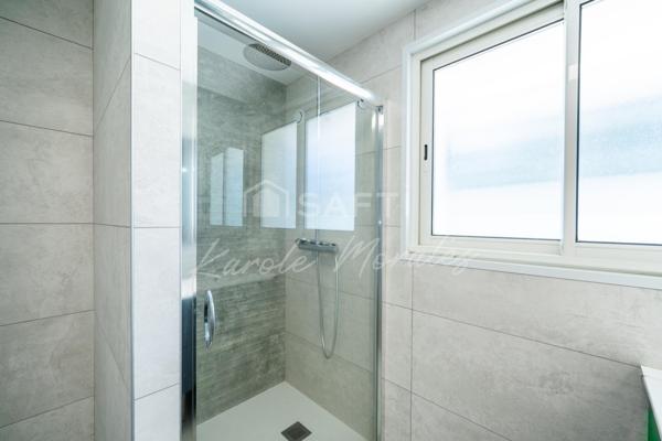 ST CYPRIEN, BELLE VILLA T7, 4 FACES, AVEC JARDIN ARBORE, PISCINE ET STATIONNEMENTS