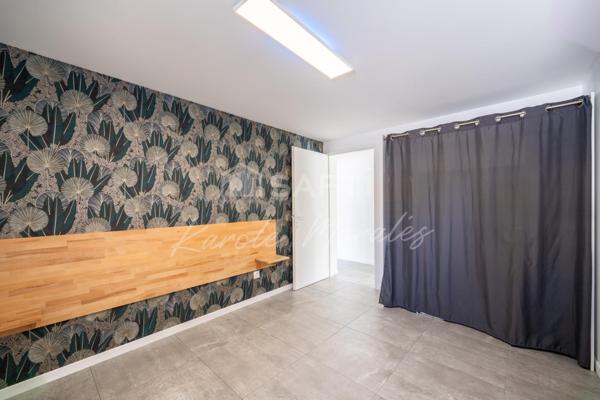 ST CYPRIEN, BELLE VILLA T7, 4 FACES, AVEC JARDIN ARBORE, PISCINE ET STATIONNEMENTS