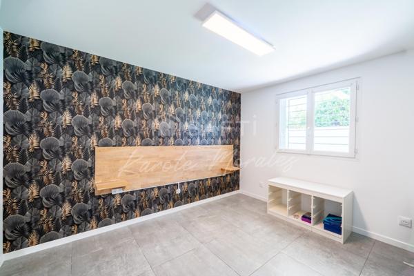 ST CYPRIEN, BELLE VILLA T7, 4 FACES, AVEC JARDIN ARBORE, PISCINE ET STATIONNEMENTS