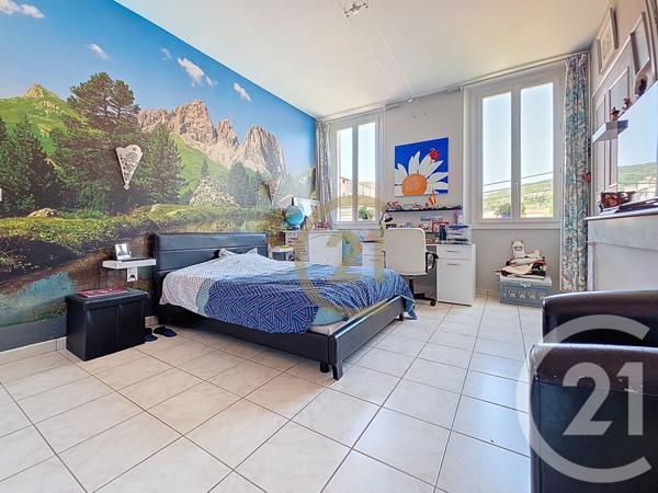 Appartement F4 à vendre  4 pièces - 159 m2 DRAGUIGNAN - 83