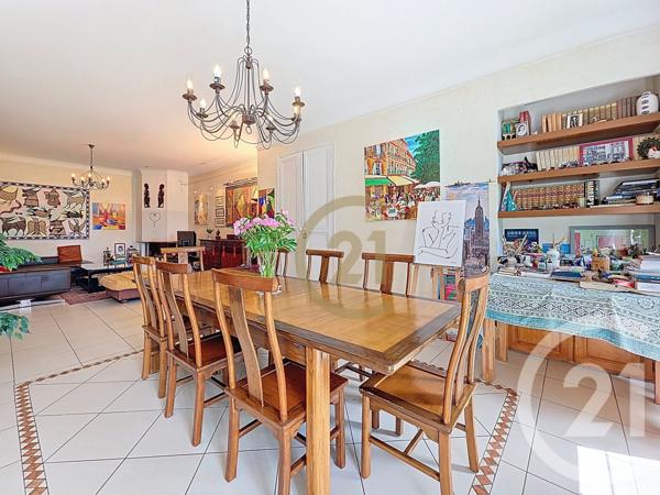 Appartement F4 à vendre  4 pièces - 159 m2 DRAGUIGNAN - 83