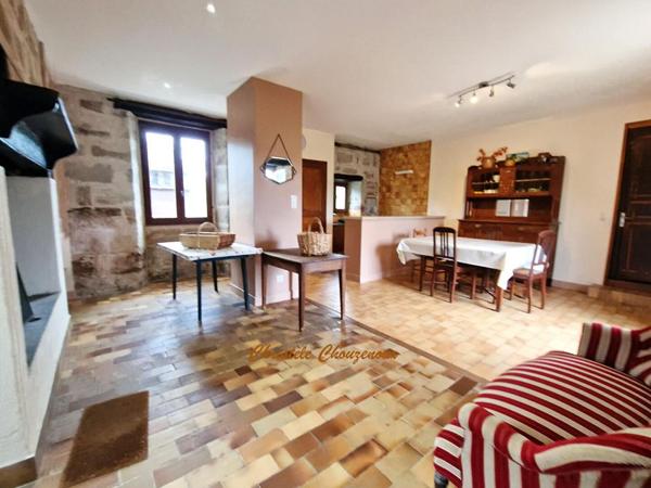 19310 Brignac la plaine : Corps de ferme