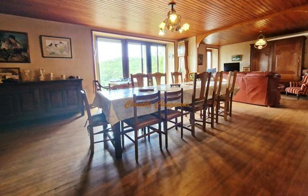 19310 Brignac la plaine : Corps de ferme