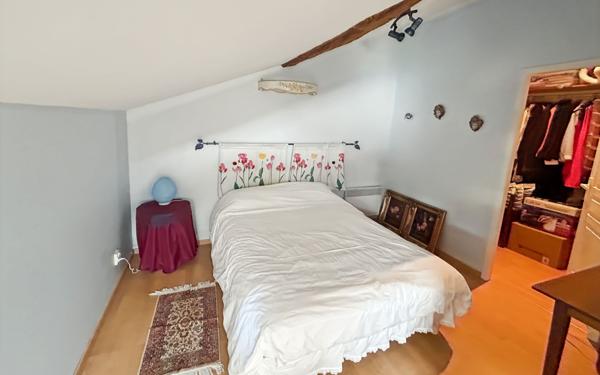 Maison à vendre    7 pièces •  Moirax