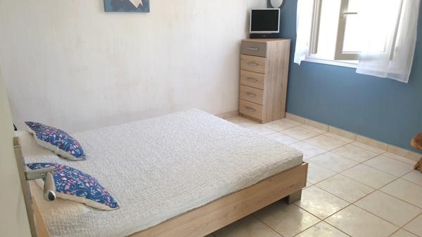 Villa T6 de 163 m² avec piscine sur un terrain de 1 450 m²