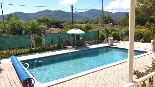 Villa T6 de 163 m² avec piscine sur un terrain de 1 450 m²