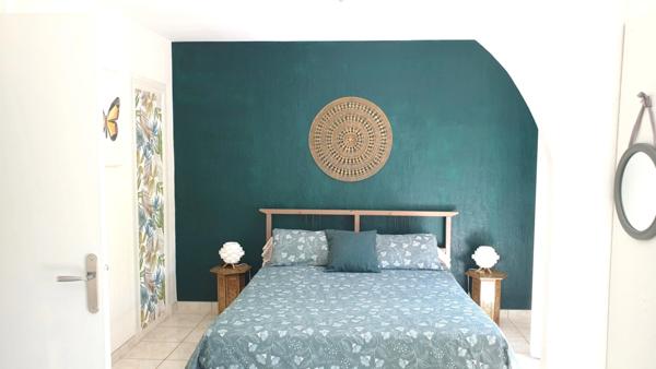 Villa T6 de 163 m² avec piscine sur un terrain de 1 450 m²