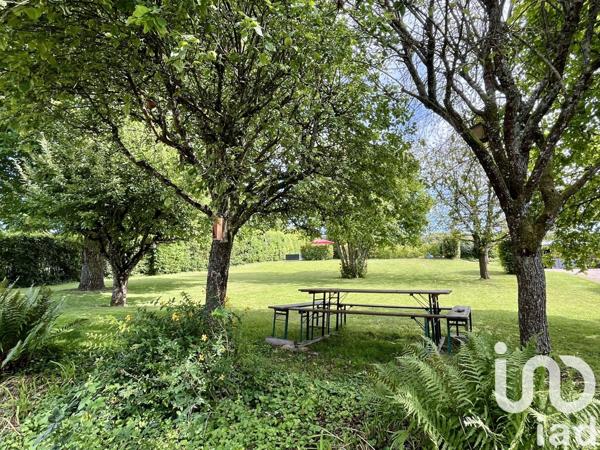 Maison 7 pièces de 221 m² à Vauchassis (10190)