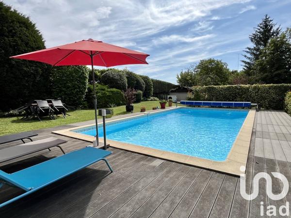 Maison 7 pièces de 221 m² à Vauchassis (10190)