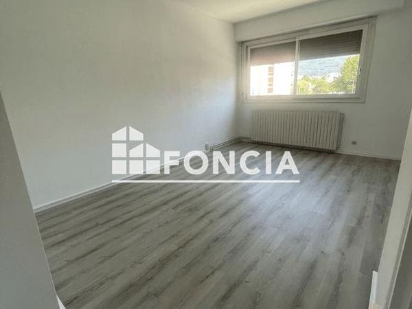 Location Appartement 2 pièces 50.8 m² - 20 AVENUE LEON BLUM Grenoble 38100