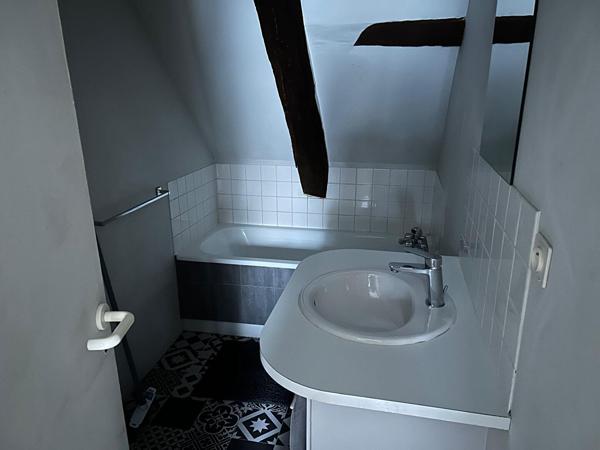 Appartement Bourges 1 pièce(s) 25.33 m2