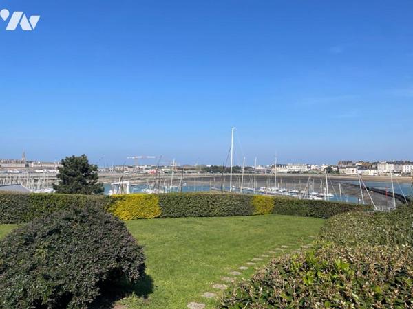 SAINT MALO - Bas Sablon - Appartement VUE BASSIN et INTRA-MUROS T2 de 41.66m² - Jardin et cave.