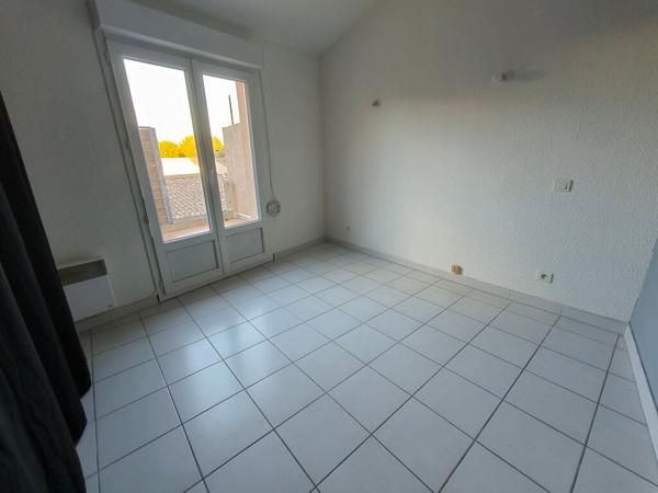 NARBONNE - Appartement T2 à louer avec Terrasse d'environ 25 m²