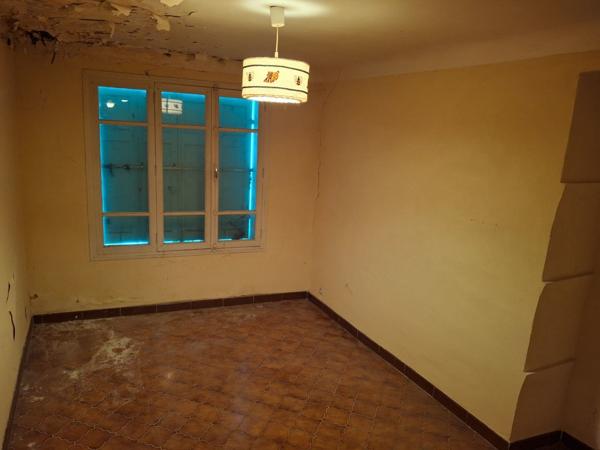 STE TULLE, MAISON DE VILLE DE 5 PIECES DE 125m² HABITABLES, PLUS GARAGE, CAVES & ATELIER