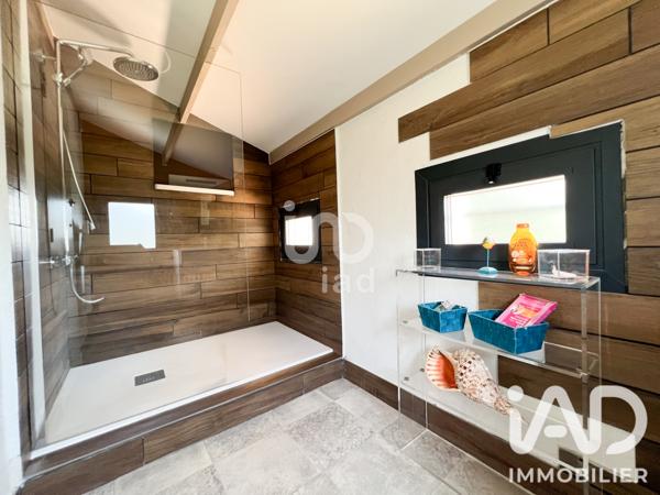 Maison à vendre 6 pièces 196 m² Saint-Raphaël
