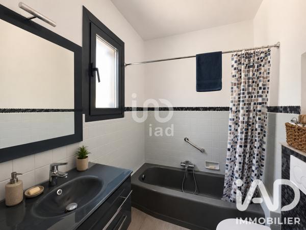 Maison à vendre 6 pièces 196 m² Saint-Raphaël