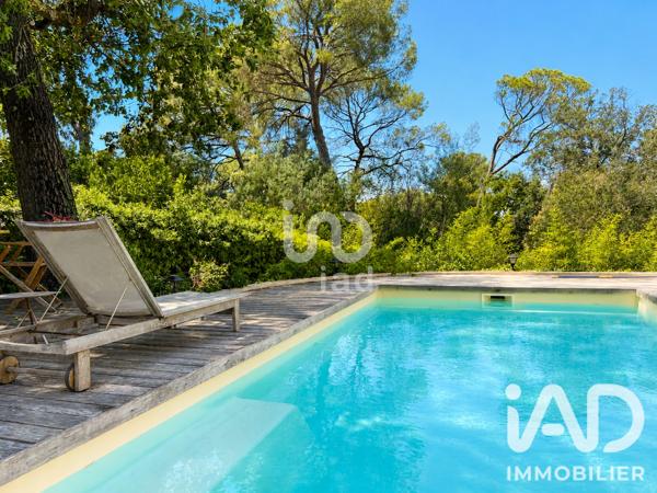 Maison à vendre 6 pièces 196 m² Saint-Raphaël