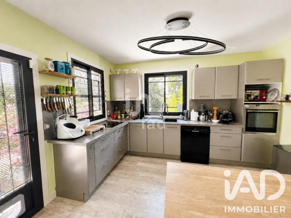 Maison à vendre 6 pièces 196 m² Saint-Raphaël