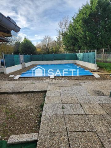 maison avec dependances et piscine