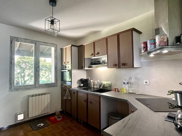 Maison à vendre |  Rochechouart |  6 pièces | 96 m²