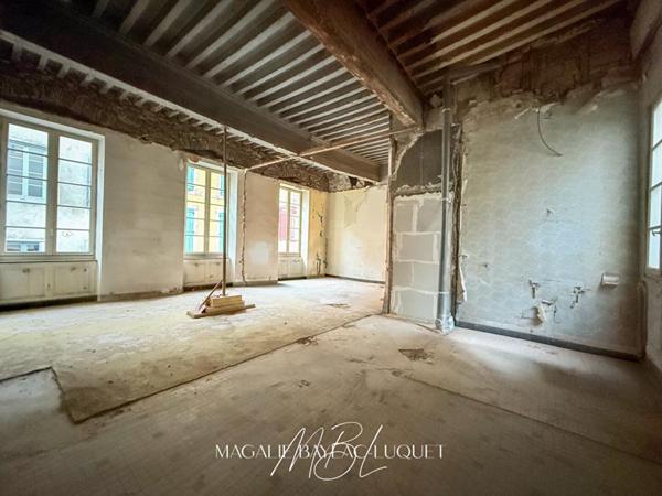 CARCASSONNE APPARTEMENT T3 1ER ETAGE/2