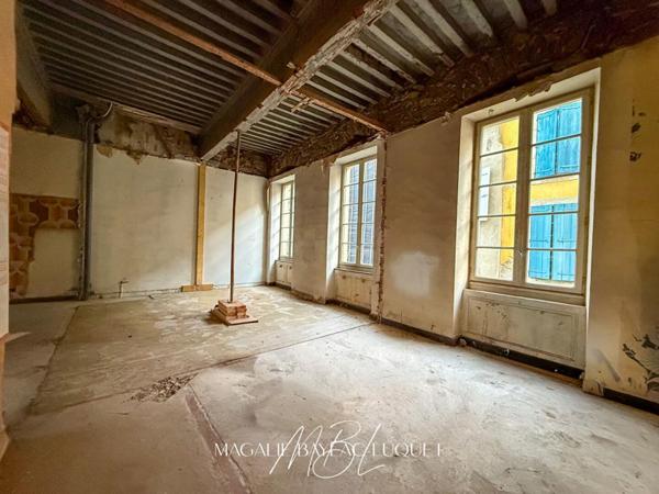 CARCASSONNE APPARTEMENT T3 1ER ETAGE/2