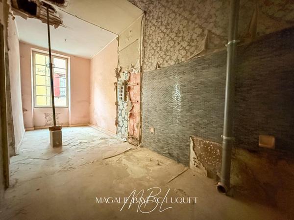 CARCASSONNE APPARTEMENT T3 1ER ETAGE/2