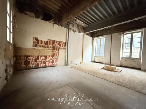 CARCASSONNE APPARTEMENT T3 1ER ETAGE/2