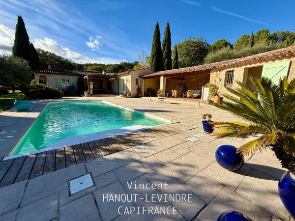 Maison à vendre 11 pièces SALERNES (83)