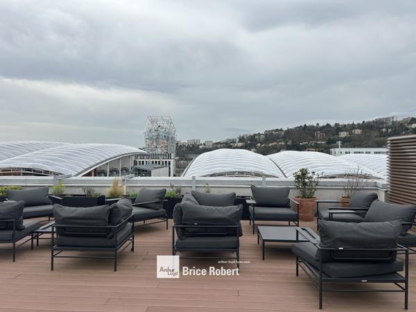 Bureaux à louer Lyon 2ème Confluence rooftop avec vue panoramique