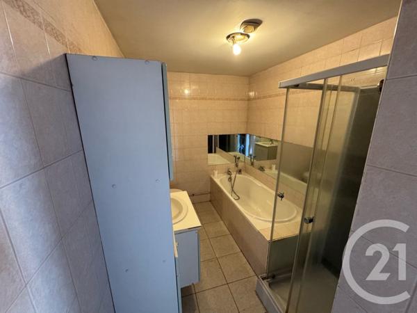 Appartement T3 à vendre  4 pièces - 57 m2 AURILLAC - 15