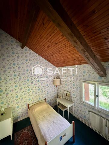 Maison 8 pièces - 250m²