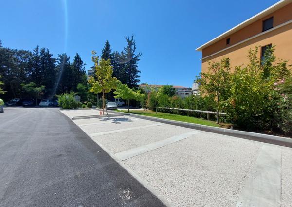 Annexes stationnement