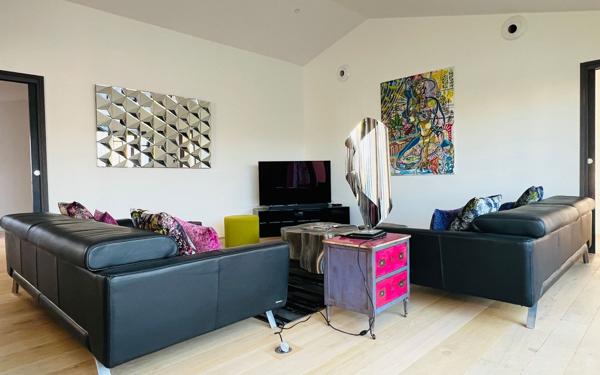 Maison à vendre    5 pièces •  Sainte-Marie-de-Ré