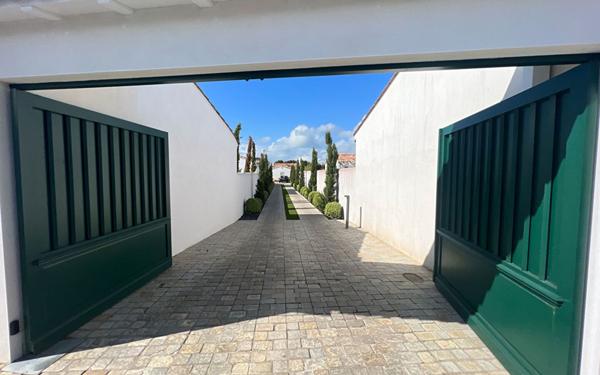 Maison à vendre    5 pièces •  Sainte-Marie-de-Ré