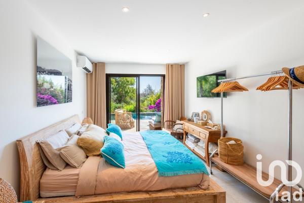 Maison à vendre 6 pièces 185 m² Sainte-Maxime