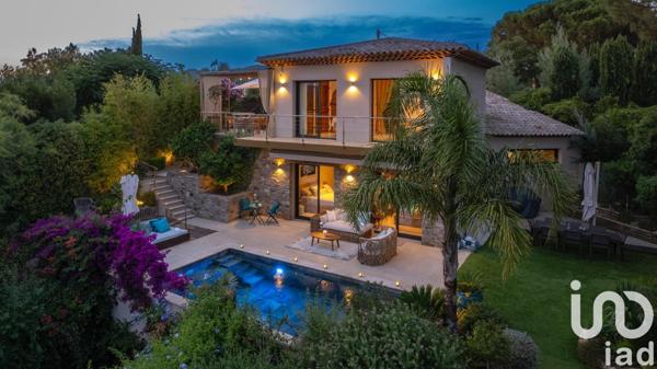 Maison à vendre 6 pièces 185 m² Sainte-Maxime