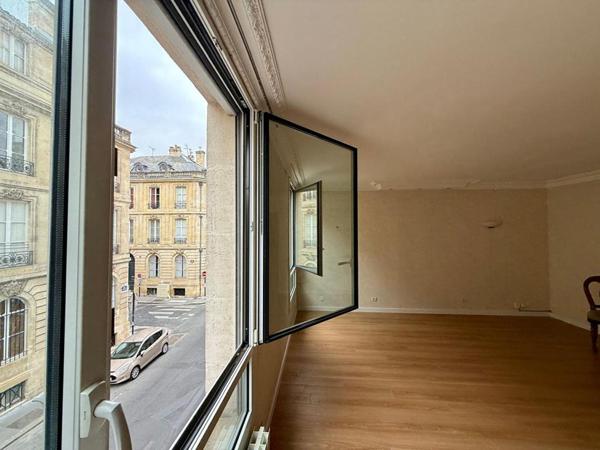 BEL APPARTEMENT T3 - CENTRE VILLE BORDEAUX