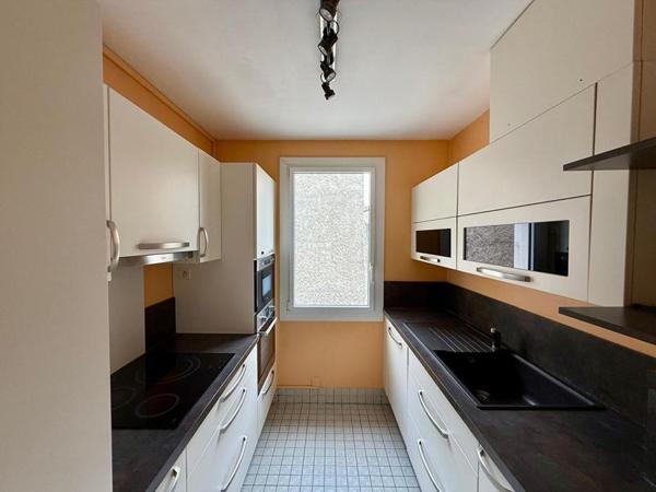 BEL APPARTEMENT T3 - CENTRE VILLE BORDEAUX