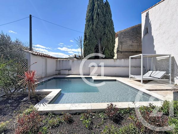 Maison à vendre  4 pièces - 152 m2 ARLES - 13