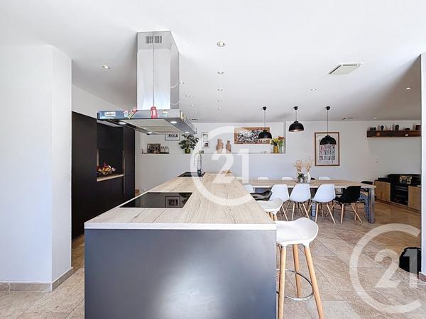 Maison à vendre  4 pièces - 152 m2 ARLES - 13